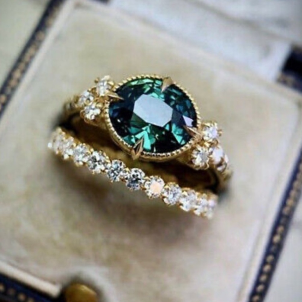 New 18k gold plated engagement ring set